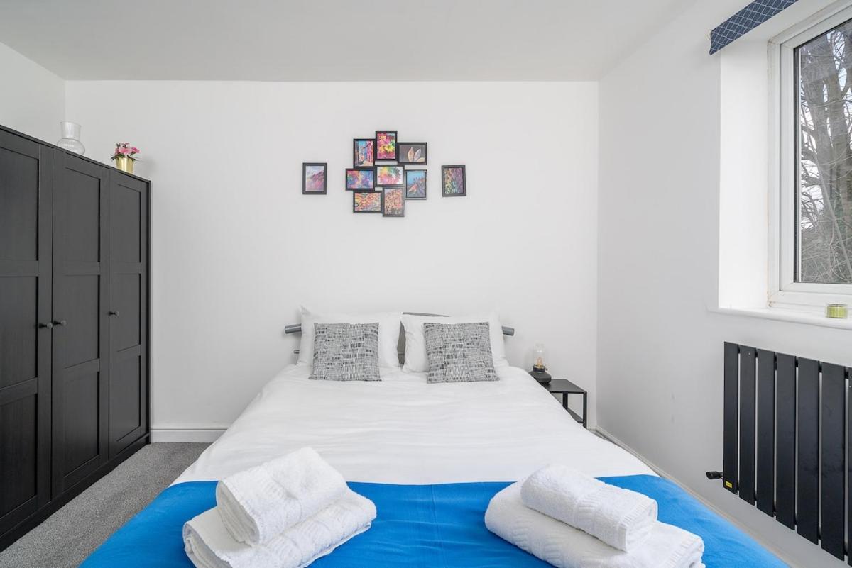 Harlesden, - Stylish Two-bedroom Appartamento