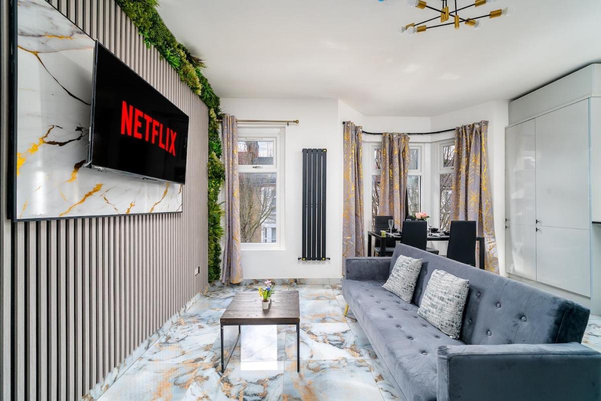Harlesden, - Stylish Two-bedroom * Londra